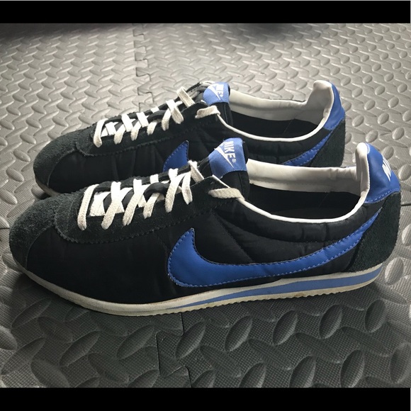 nike cortez navy blue swoosh